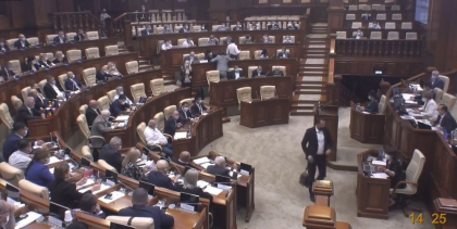 Sedinta Parlamentului: motiunea de cenzura NU a fost votata de majoritatea deputatilor, Guvernul Chicu nu este demis - VIDEO Sedinta Parlamentului: motiunea de cenzura NU a fost votata de majoritatea deputatilor, Guvernul Chicu nu este demis - VIDEO