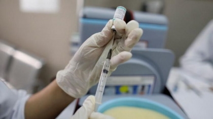 Povestea unui voluntar pentru vaccinul anti-COVID al Universitatii Oxford: „Ma bucur ca am avut posibilitatea de a juca un rol”