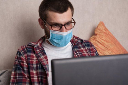 Un nou studiu spune ca te poti infecta mai usor cu Covid-19 acasa, decat in afara locuintei. Explicatia specialistilor Un nou studiu spune ca te poti infecta mai usor cu Covid-19 acasa, decat in afara locuintei. Explicatia specialistilor