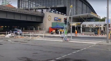 Sapte oameni au fost raniti la Berlin, dupa ce un sofer a dat cu masina peste ei, in apropierea gradinii zoologice din oras - VIDEO Sapte oameni au fost raniti la Berlin, dupa ce un sofer a dat cu masina peste ei, in apropierea gradinii zoologice din oras - VIDEO