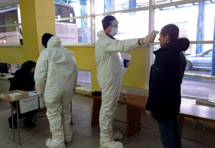 Situatia la frontiera. Peste 4000 de moldoveni au intrat in tara in ultimele 24 de ore. Iata ce incalcari au depistat politistii