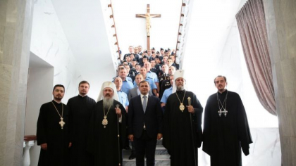 Ce au decis judecatorii in privinta crucifixului inaugurat de Andrei Nastase in cladirea MAI / DOC