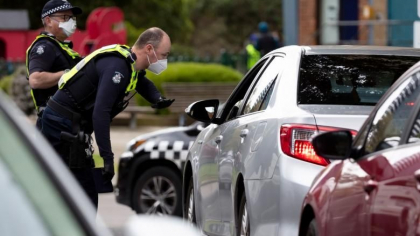 Interdictie de circulatie pe timpul noptii in Melbourne. Australienii se confrunta cu al doilea val al pandemiei Interdictie de circulatie pe timpul noptii in Melbourne. Australienii se confrunta cu al doilea val al pandemiei