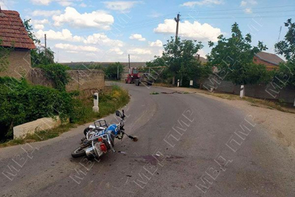 Accident grav la Grigoriopol. Un minor de 17 ani a ajuns in stare grava la spital, dupa ce a cazut de pe un moped - FOTO
