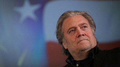 Steve Bannon, ideologul de extrema-dreapta al lui Donald Trump, a fost arestat pentru delapidare in campania de donatii pentru zid