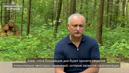 Igor Dodon vrea sa fie primul dintre moldoveni care sa testeze vaccinul anti-covid produs de rusi. Igor Dodon: "Sunt gata sa imi risc si sanatatea, pentru ca acest vaccin sa ajunga mai repede in RM" Igor Dodon vrea sa fie primul dintre moldoveni care sa testeze vaccinul anti-covid produs de rusi. Igor Dodon: "Sunt gata sa imi risc si sanatatea, pentru ca acest vaccin sa ajunga mai repede in RM"