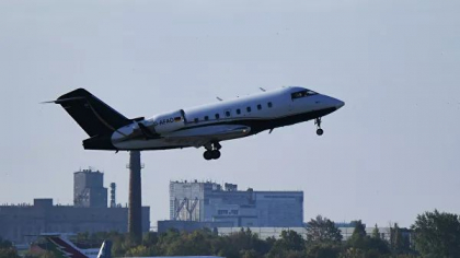 Avionul care il transporta pe opozantul rus Alexei Navalnii a aterizat la Berlin Avionul care il transporta pe opozantul rus Alexei Navalnii a aterizat la Berlin