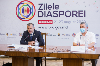 Zilele Diasporei sunt marcate la Chisinau, dar nu ca altadata. Daca in anii trecuti la eveniment se adunau moldoveni din zeci de state, in acest an, din cauza pandemiei, ei nu au putut ajunge - VIDEO