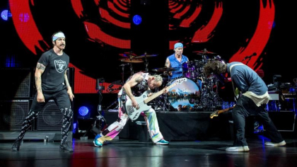 A murit unul dintre fostii chitaristi ai formatiei Red Hot Chili Peppers A murit unul dintre fostii chitaristi ai formatiei Red Hot Chili Peppers