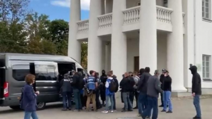 20 de jurnalisti straini au fost retinuti de politie in Belarus