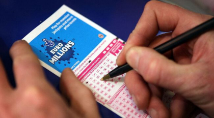 Cum a scapat un milionar castigator la loto de acuzatia ca ar fi violat doua copile Cum a scapat un milionar castigator la loto de acuzatia ca ar fi violat doua copile