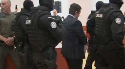 Omul de afaceri acuzat ca a ordonat uciderea jurnalistului slovac Ian Kuciak a fost achitat Omul de afaceri acuzat ca a ordonat uciderea jurnalistului slovac Ian Kuciak a fost achitat