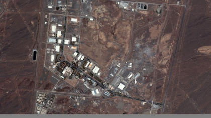 Iranul a aprobat accesul in siturile nucleare. Teheranul a stocat uraniu de zece ori mai mult decat limita autorizata Iranul a aprobat accesul in siturile nucleare. Teheranul a stocat uraniu de zece ori mai mult decat limita autorizata