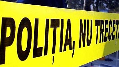 Un barbat gasit fara suflare, in fata unui market din capitala. Ce spune politia Un barbat gasit fara suflare, in fata unui market din capitala. Ce spune politia
