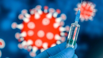 Testarea vaccinului dezvoltat de Universitatea Oxford, intrerupta. Un participant s-a imbolnavit