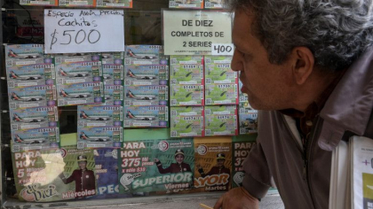 Povestea bizara a avionului prezidential oferit ca premiu la loterie in Mexic Povestea bizara a avionului prezidential oferit ca premiu la loterie in Mexic