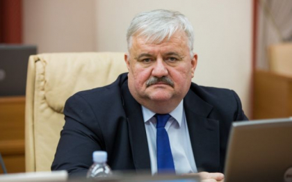 Decis. Ziua de dupa alegerile prezidentiale - declarata zi libera. Pe 2 noiembrie se vor dezinfecta sectiile de votare