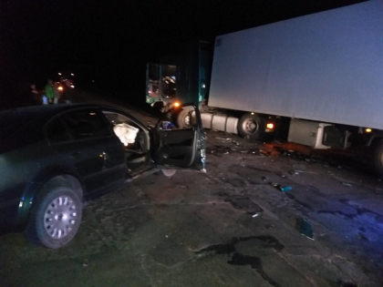 Accident grav la Telenesti. O Skoda s-a ciocnit frontal cu un camion, dupa ce soferul a adormit la volan. Ce spune politia - FOTO Accident grav la Telenesti. O Skoda s-a ciocnit frontal cu un camion, dupa ce soferul a adormit la volan. Ce spune politia - FOTO