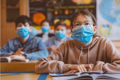Atentie, parinti! Ce se intampla daca unul dintre elevi este diagnosticat cu noul tip de coronavirus