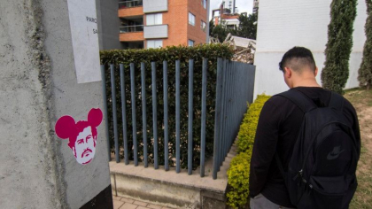 In urma unei viziuni, nepotul lui Pablo Escobar a gasit „o comoara” ascunsa in peretii casei regelui drogurilor In urma unei viziuni, nepotul lui Pablo Escobar a gasit „o comoara” ascunsa in peretii casei regelui drogurilor