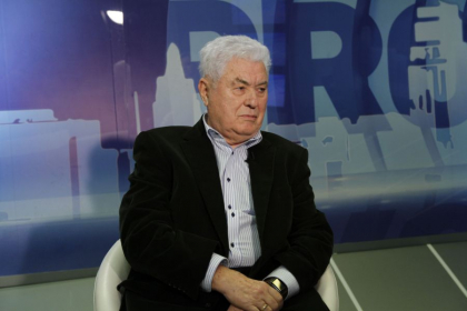 Vladimir Voronin, la In PROfunzime: "Lorena, nu mi-am luat pastile cu mine, nu ma enerva tare" Vladimir Voronin, la In PROfunzime: "Lorena, nu mi-am luat pastile cu mine, nu ma enerva tare"