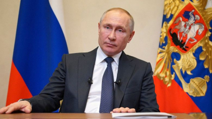 Kremlinul spune ca Vladimir Putin „va decide” sa isi faca noul vaccin impotriva coronavirusului Kremlinul spune ca Vladimir Putin „va decide” sa isi faca noul vaccin impotriva coronavirusului