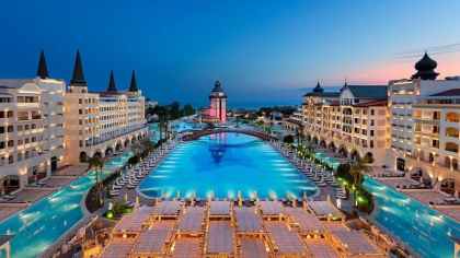Vlad Plahotniuc s-a cazat la unul dintre cele mai luxoase hoteluri din Antalya Vlad Plahotniuc s-a cazat la unul dintre cele mai luxoase hoteluri din Antalya