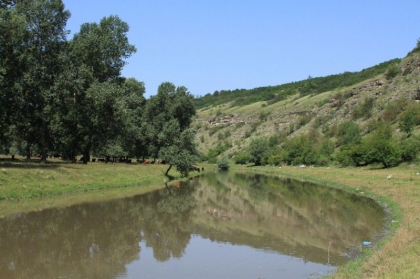 Tragedie la Orhei. Un copil de opt ani s-a inecat in Raut. Ce spune politia Tragedie la Orhei. Un copil de opt ani s-a inecat in Raut. Ce spune politia