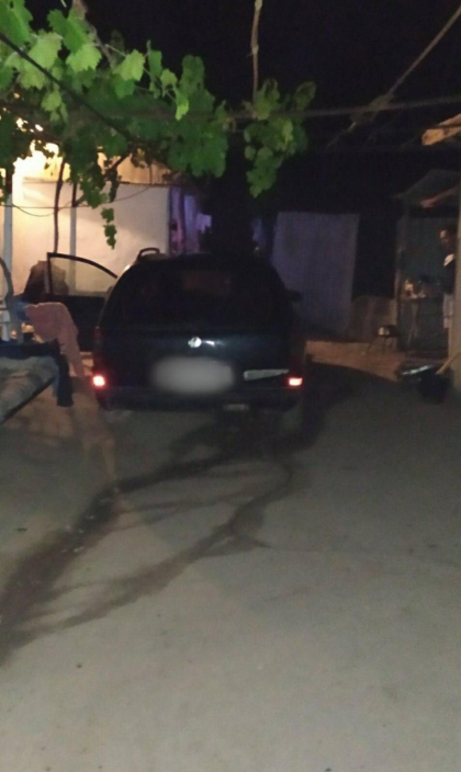 
Si-a batut amicul de pahar pana la moarte, dupa care a chemat ambulanta. Un barbat din Stefan Voda, retinut de politie - FOTO
