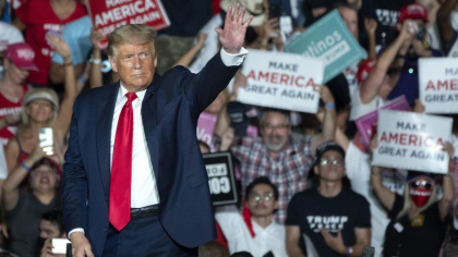 Donald Trump si-a reluat in forta mitingurile electorale: "Am fost bolnav. Acum spun ca sunt imun" Donald Trump si-a reluat in forta mitingurile electorale: "Am fost bolnav. Acum spun ca sunt imun"