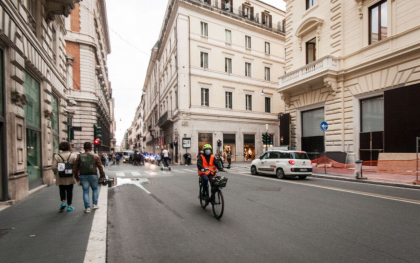 Franta si Italia au depasit iar recordurile de noi cazuri de Covid-19, dar abordeaza situatia diferit Franta si Italia au depasit iar recordurile de noi cazuri de Covid-19, dar abordeaza situatia diferit