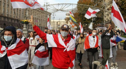 Greva nationala in Belarus. Protestatarii cer demisia presedintelui Lukasenko Greva nationala in Belarus. Protestatarii cer demisia presedintelui Lukasenko