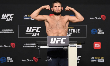 “E unul dintre cei mai duri oameni de pe planeta!” Khabib a luptat cu multiple fracturi la piciorul stang - GALERIE FOTO