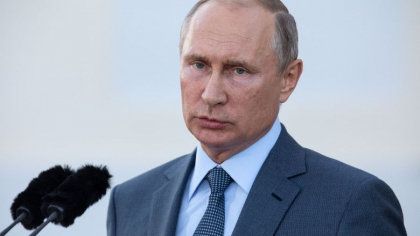 Putin a laudat vaccinul rusesc, dar nu l-a facut. Sputnik V e inca in teste, cu 2-3 luni in urma altor vaccinuri