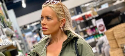 Un model a intrat in supermarket si le-a TAIAT RESPIRATIA tuturor! S-a dus la cumparaturi in PIELEA GOALA: "Aveau iubite, dar se uitau la mine" Un model a intrat in supermarket si le-a TAIAT RESPIRATIA tuturor! S-a dus la cumparaturi in PIELEA GOALA: "Aveau iubite, dar se uitau la mine"
