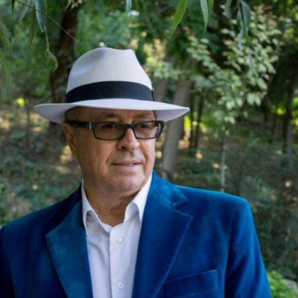 Ion Suruceanu anunta pe cine va vota la alegerile prezidentiale. Ce ii indeamna interpretul pe alegatori Ion Suruceanu anunta pe cine va vota la alegerile prezidentiale. Ce ii indeamna interpretul pe alegatori