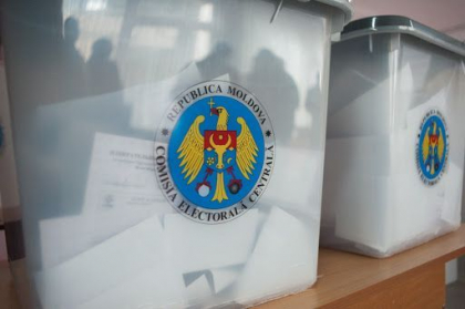 "Ziua tacerii". Agitatia electorala de orice tip cu o zi inainte de alegeri si in ziua alegerilor - interzisa "Ziua tacerii". Agitatia electorala de orice tip cu o zi inainte de alegeri si in ziua alegerilor - interzisa