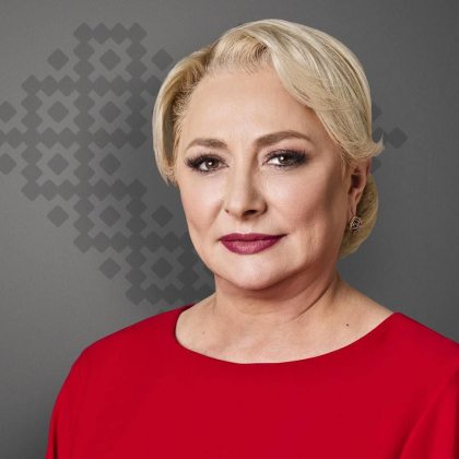 Ex-premierul Romaniei, Viorica Dancila, o felicita pe Maia Sandu cu victoria pe care a obtinut-o in primul tur: "E momentul ca Republica Moldova sa revina pe calea apropierii de Uniunea Europeana" Ex-premierul Romaniei, Viorica Dancila, o felicita pe Maia Sandu cu victoria pe care a obtinut-o in primul tur: "E momentul ca Republica Moldova sa revina pe calea apropierii de Uniunea Europeana"