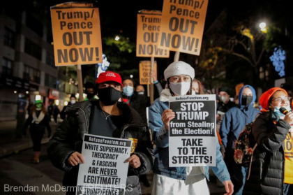 Alegeri SUA. Proteste impotriva lui Trump convocate la New York, in timp ce continua numararea voturilor