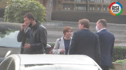 KREMLINOVICI. RISE Moldova a reusit sa identifice opt consultanti politici din Federatia Rusa, surprinzandu-i in compania mai multor deputati socialisti, dar si a purtatoarei de cuvant a candidatului Igor Dodon - VIDEO KREMLINOVICI. RISE Moldova a reusit sa identifice opt consultanti politici din Federatia Rusa, surprinzandu-i in compania mai multor deputati socialisti, dar si a purtatoarei de cuvant a candidatului Igor Dodon - VIDEO