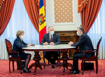 Reactia lui Igor Dodon, dupa ce Ion Chicu a revocat ministrii desemnati de PD: "Am intrerupt concediul pentru o zi" Reactia lui Igor Dodon, dupa ce Ion Chicu a revocat ministrii desemnati de PD: "Am intrerupt concediul pentru o zi"
