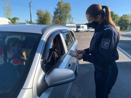 Situatia la frontiera. Peste 11 mii de traversari timp de o zi. Ce incalcari au depistat oamenii legii Situatia la frontiera. Peste 11 mii de traversari timp de o zi. Ce incalcari au depistat oamenii legii