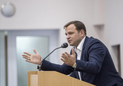 Andrei Nastase: "Daca Usatii face jocul unor patroni mai noi ori mai vechi, vom vorbi despre asta dupa alegeri" Andrei Nastase: "Daca Usatii face jocul unor patroni mai noi ori mai vechi, vom vorbi despre asta dupa alegeri"