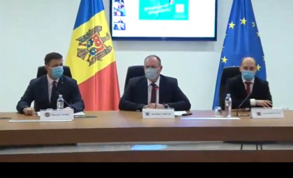 LIVE. Ministrul de Externe, Aureliu Ciocoi, si presedintele CEC, Dorin Cimil, sustin o conferinta de presa LIVE. Ministrul de Externe, Aureliu Ciocoi, si presedintele CEC, Dorin Cimil, sustin o conferinta de presa