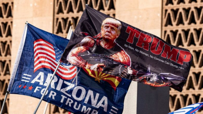 Fanii lui Donald Trump renunta la Twitter si folosesc alt serviciu de social media