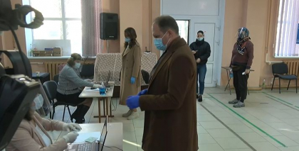 Primarul Chisinaului, Ion Ceban, voteaza - VIDEO