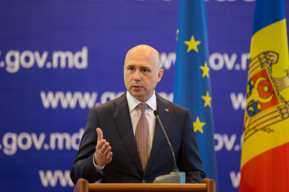 LIVE. Declaratiile facute de Pavel Filip, dupa anuntarea rezultatelor alegerilor prezidentiale LIVE. Declaratiile facute de Pavel Filip, dupa anuntarea rezultatelor alegerilor prezidentiale