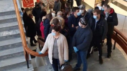 Turul II // Numar record de votanti in Rusia. La urnele de vot s-au prezentat circa 10 mii de moldoveni