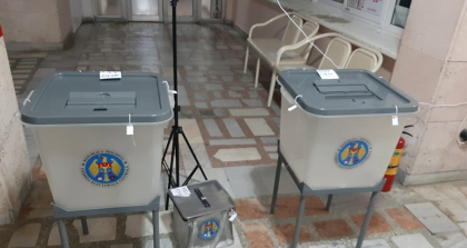 Primele rezultate din diaspora la alegerile prezidentiale dupa ce o sectie si-a incheiat activitatea - Zdg.md Primele rezultate din diaspora la alegerile prezidentiale dupa ce o sectie si-a incheiat activitatea - Zdg.md
