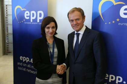 "Sunt convins ca Moldova va urma cursul potrivit pentru viitorul sau". Donald Tusk, mesaj de felicitare catre Maia Sandu